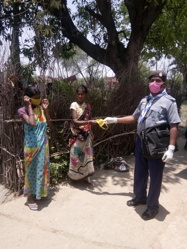 DISTRIBUTION OF MASKS