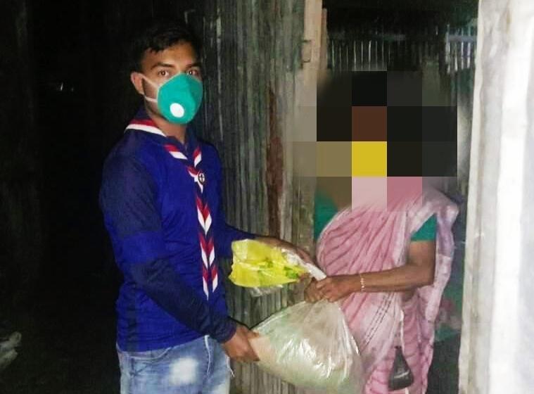 Distribution of relief to 20 families in the second phase