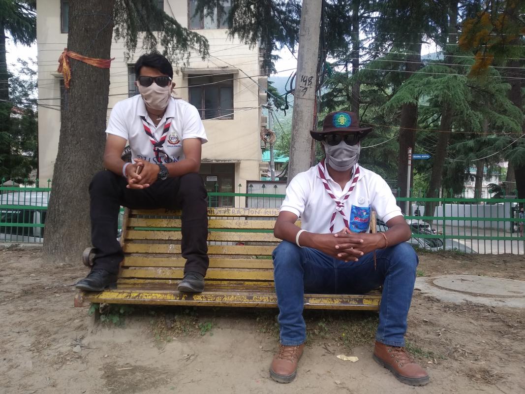 SCOUTS FIGHT AGAINST CPRONA