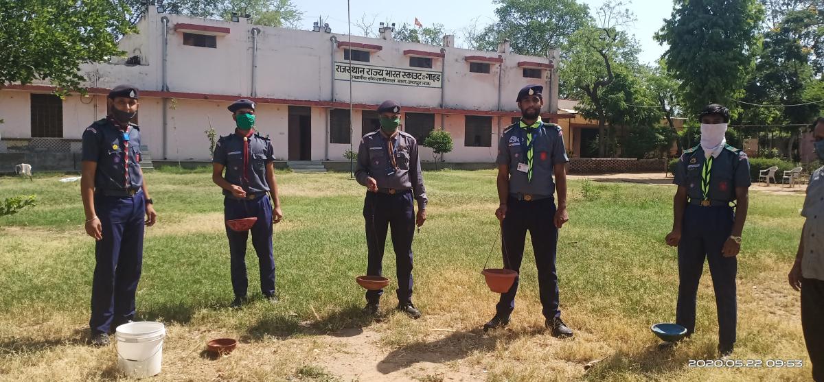 पक्षियो के लिए परिण्डे