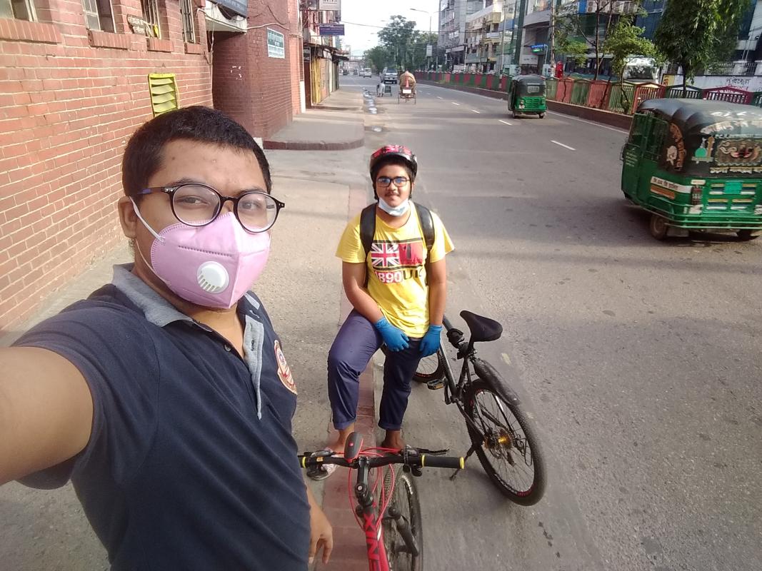 সাইকেল দিয়ে ঘুরতে বের হওয়া