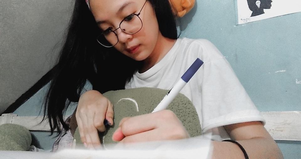 POSTER ABOUT PLASTIC POLLUTION