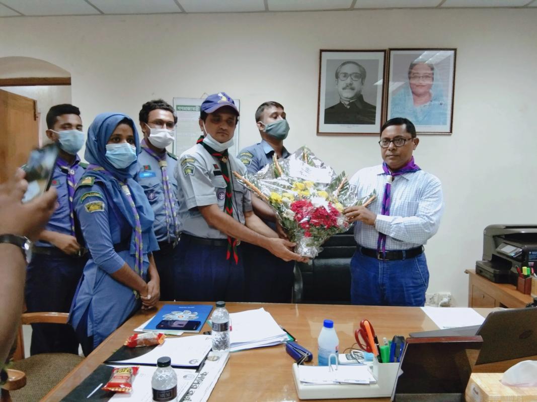 নব নির্বাচিত আঞ্চলিক কমিশনার মহোদয় কে সংবর্ধনা।

