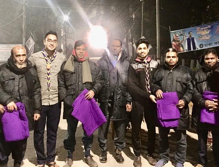 ‘রোভার স্কাউট সদস্যদের ব্যাক্তিগত উদ্যোগে শীতার্তদের মাঝে শীতবস্ত্র বিতরণ’