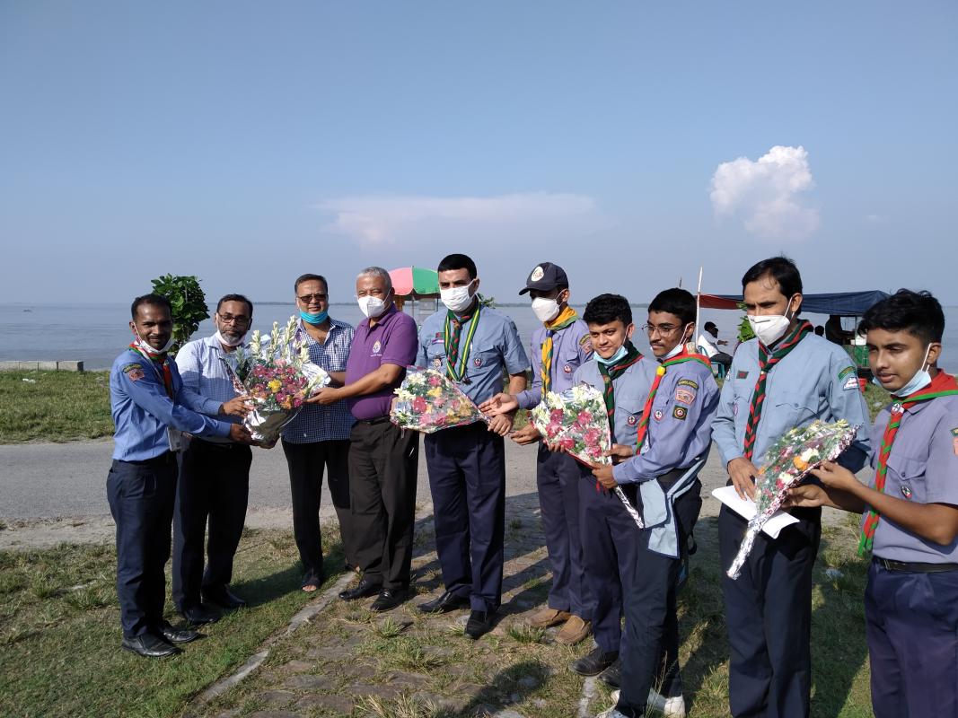 বাংলাদেশ স্কাউটস এর নির্বাহী পরিচালক মহোদয় কে সেবা মুক্ত স্কাউট গ্রুপ এর পক্ষ থেকে শুভেচ্ছা

