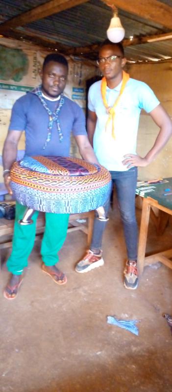 RECYCLAGE DES PNEUX USÉS et AGR AUX ENFANTS DÉMUNIS DU PONT CAPLAME DE DSCHANG