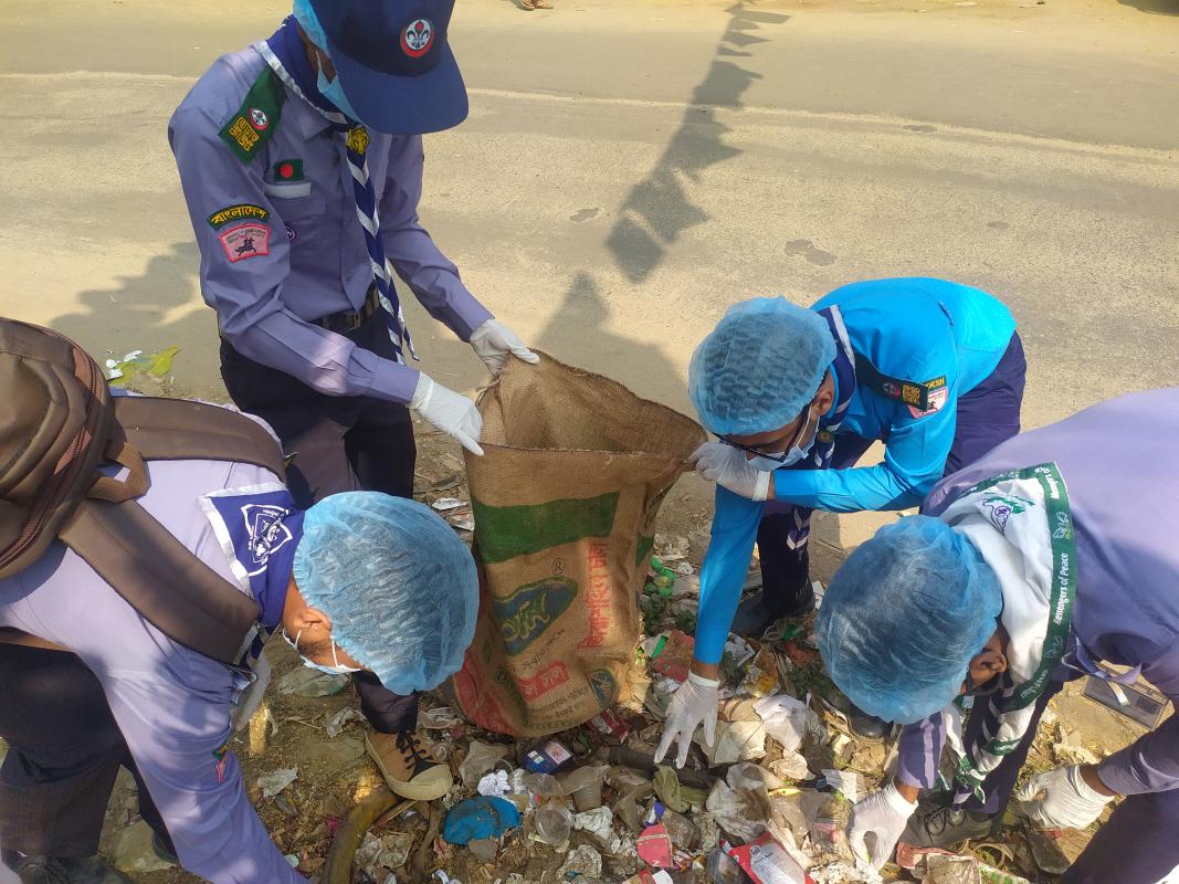 Removal of waste from new landfills