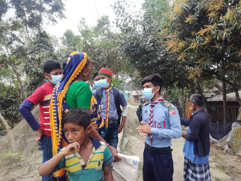 ২৫ টি পরিবারকে একবার ব্যবহারযোগ্য প্লাষ্টিক ব্যবহারে নিরুৎসাহিত করা এবং প্লাস্টিকের পুনঃব্যবহারের আইডিয়া শেয়ার করা