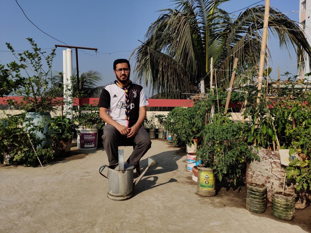 Vegetable garden on the roof using plastic alternatives