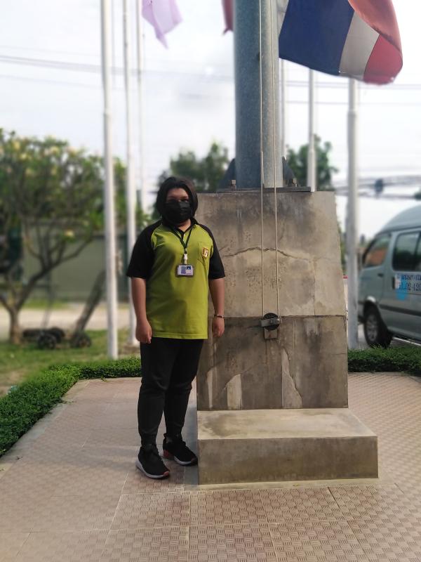 อาสาสมัคร​เชิญ​ธงชาติ