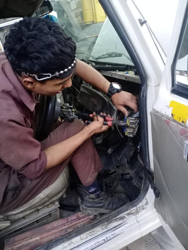 Repairing Institute vehicles Wiring system