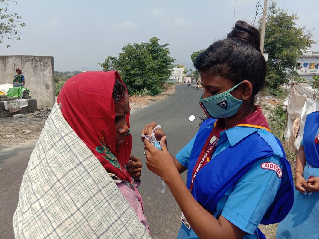 HANDMADEMASKS distribution, handwashdemonstration, stay safe fightcovid. unit leader Monalisa Das,rovers,rangers,s.b.sc.h.s.school,konisi ganjam, odisha