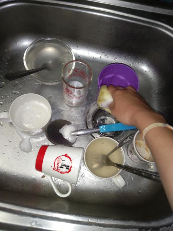 ล้างแก้วช่วยแม่