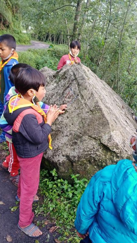 Cheychey and Nachung scout Hiking