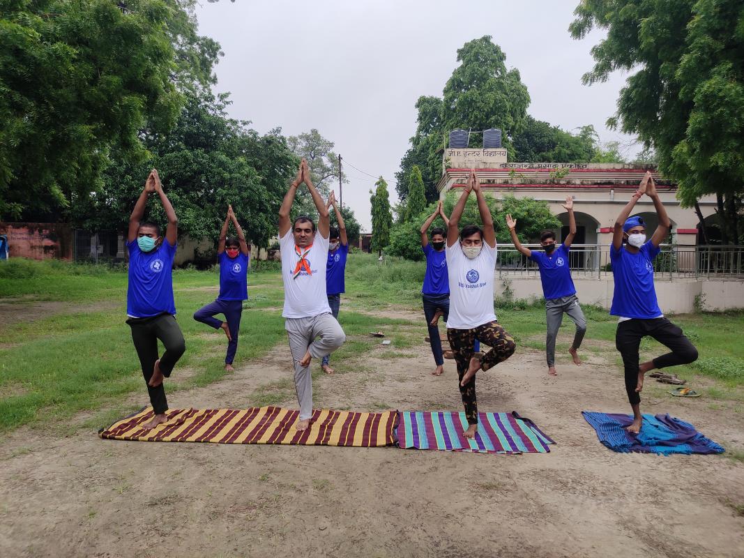 योग करे निरोग रहने