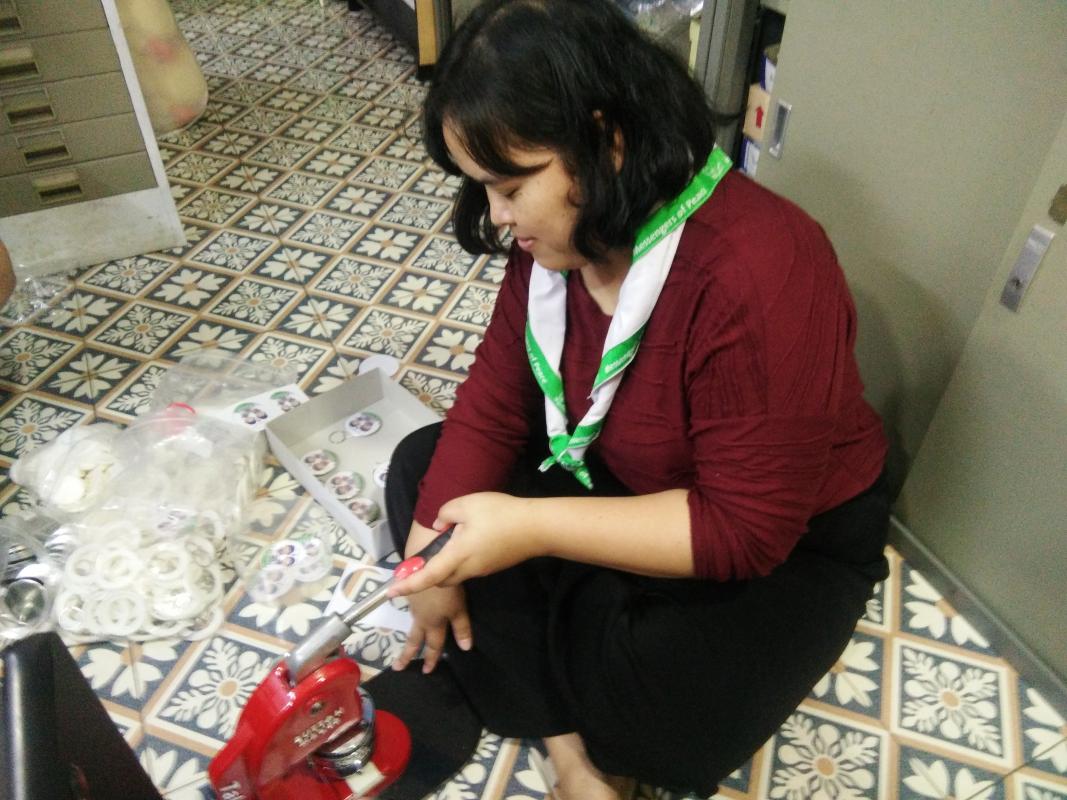 จิตอาสาทำพวงกุญเเจJSV