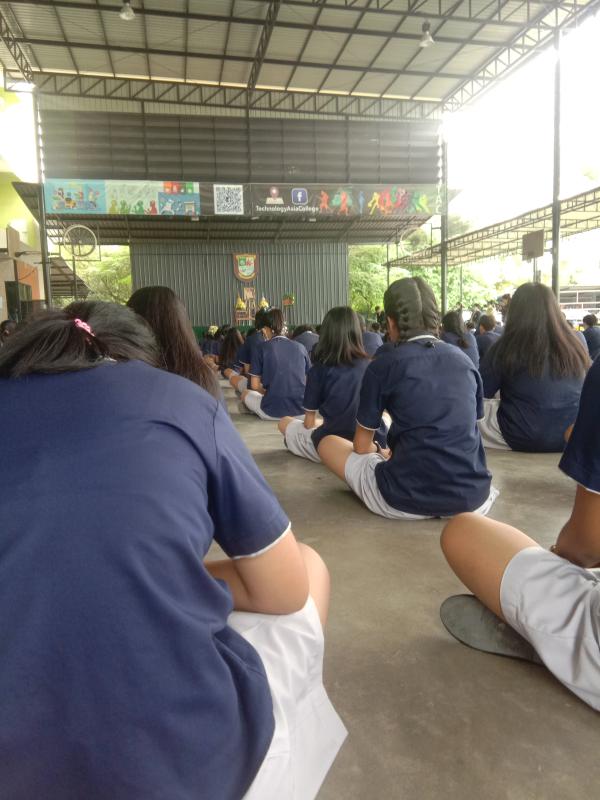  กิจกรรมไว้อาลัยร.9