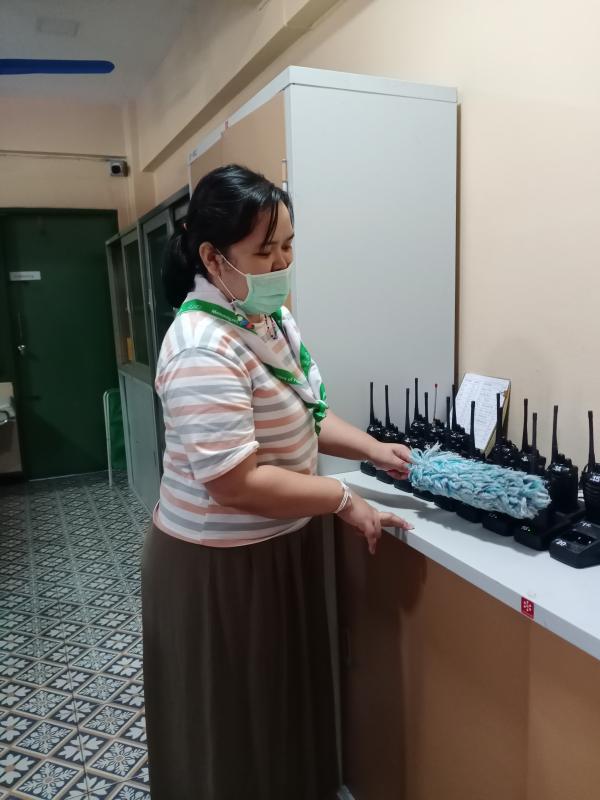 จิตอาสา ทำความสะอาดห้องทำงาน