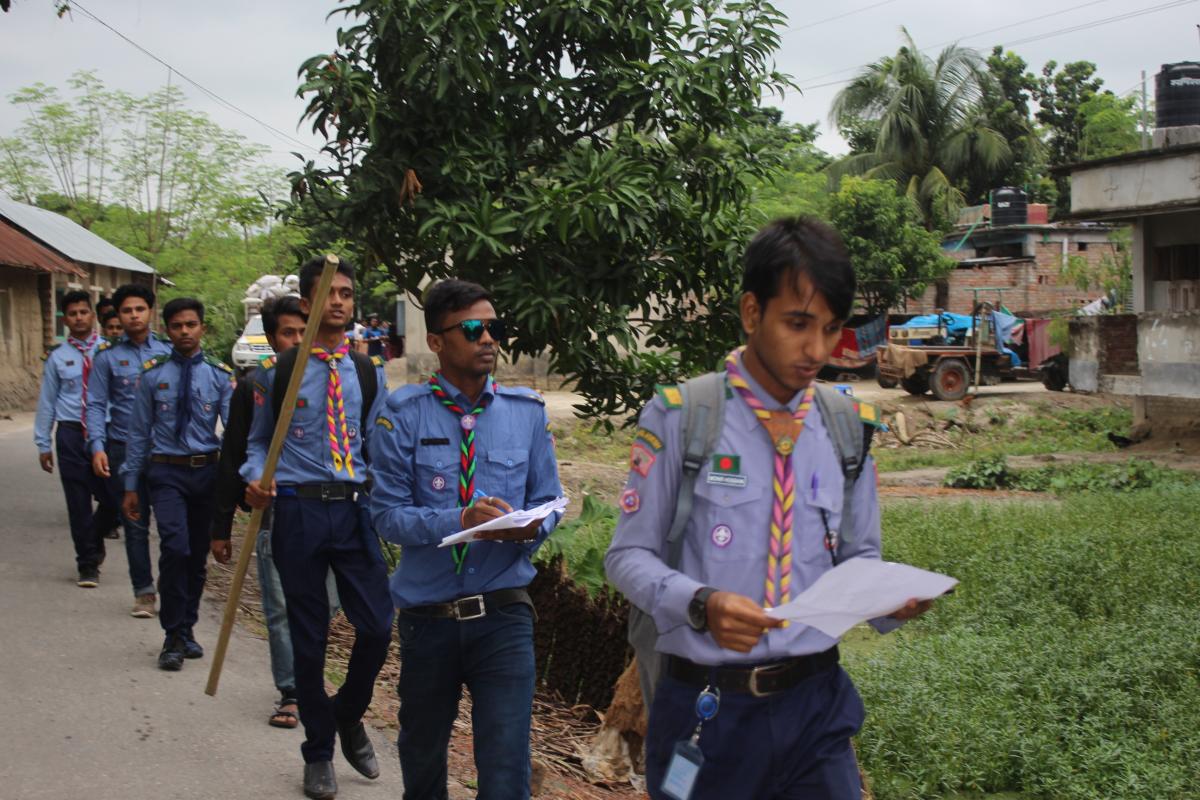 ডে-ক্যাম্পের বিষয়বস্তু ছিল "হাইকিং"