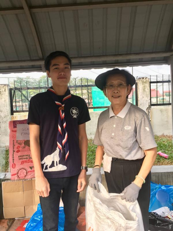 [WalkSide by Rovs Project : Update 13] 每月回收日, 捐赠瓶子给慈濟基金會做环保~