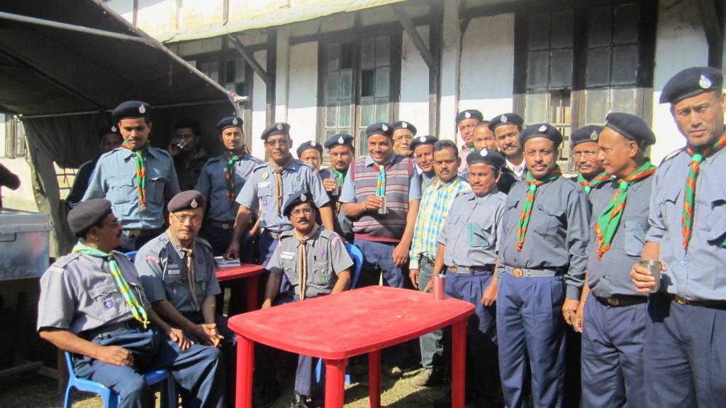 Assisting Training as Trainer