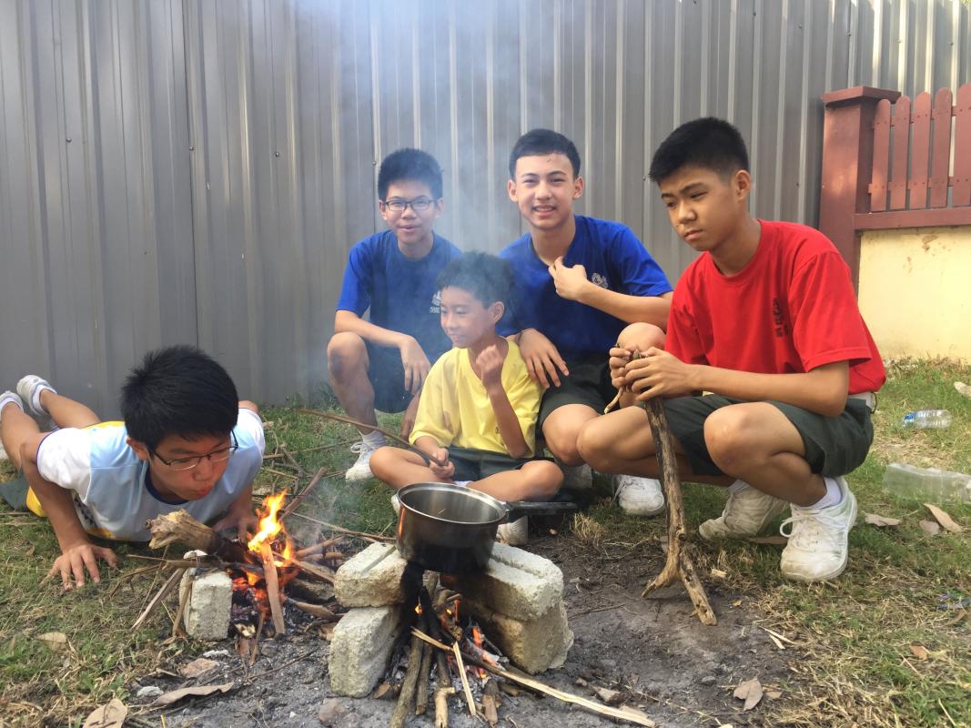 Menghidupkan Api