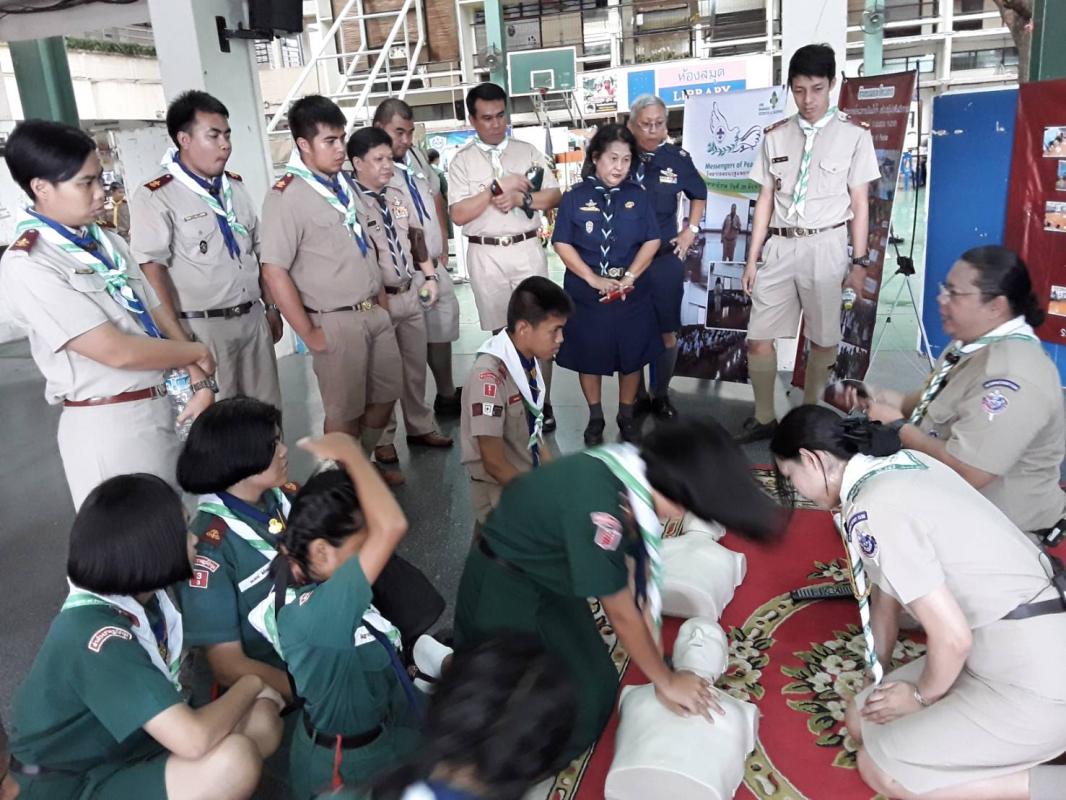 สอนการปฐมพยาบาล First AID CPR &AED และเผยแพร่ผลงานลูกเสือสันติภาพ
