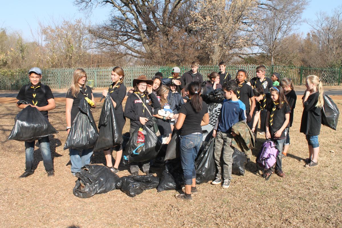 Community River Clean Up