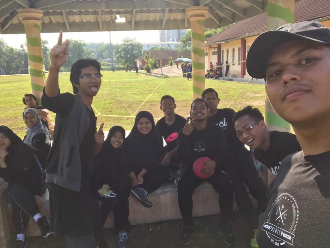 PERKHEMAHAN UNIT BERUNIFORM KADET POLIS