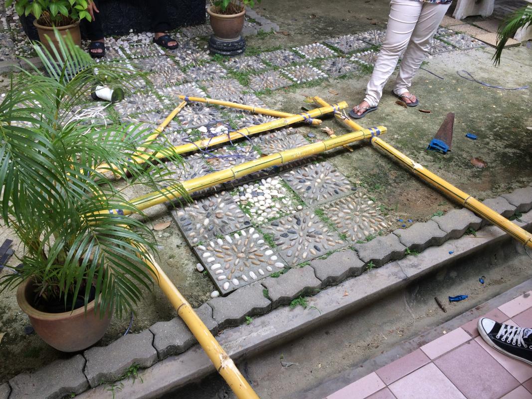 Persiapan Tempat Booth