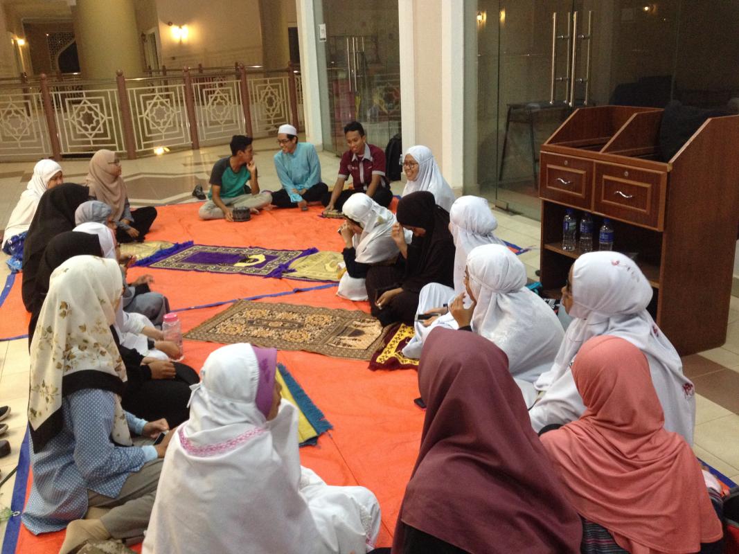 End Semester : Iftar & Solat Hajat