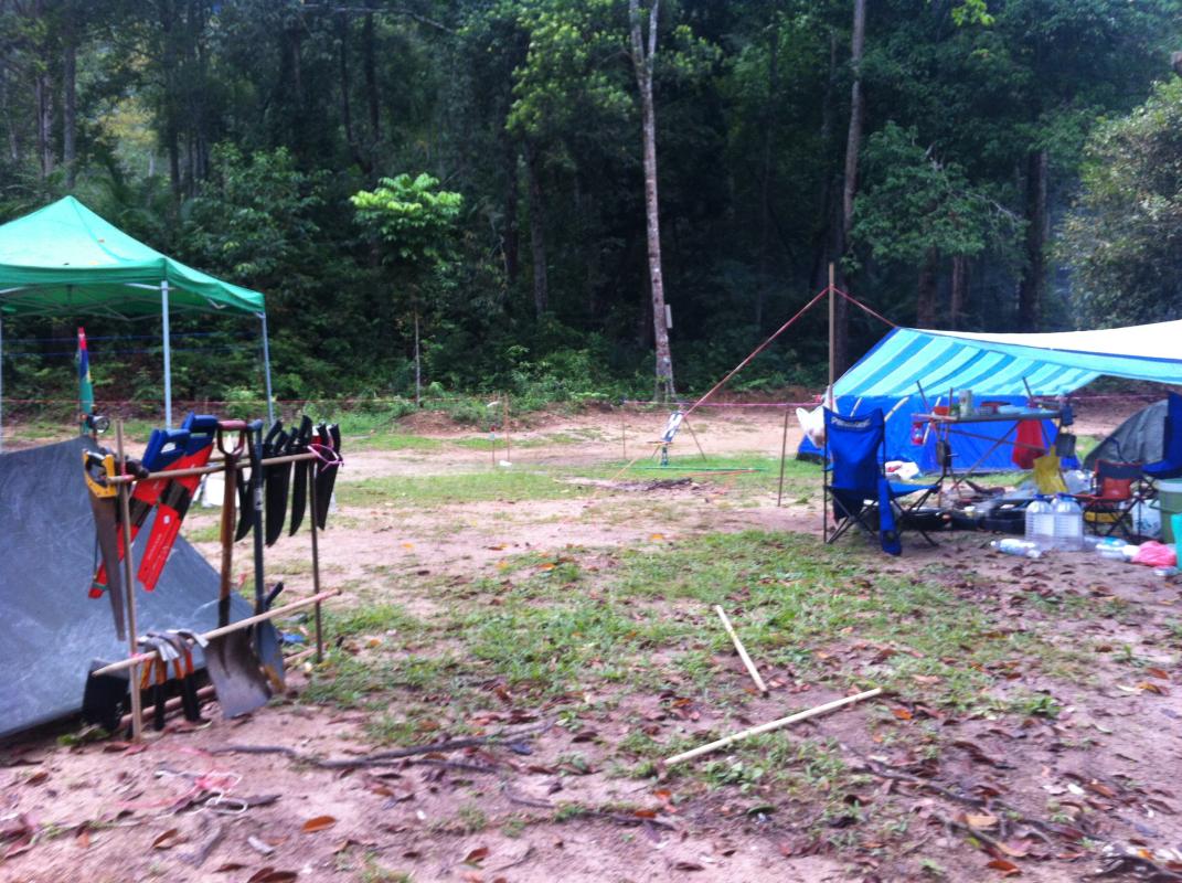Camping and Clean the Mountain