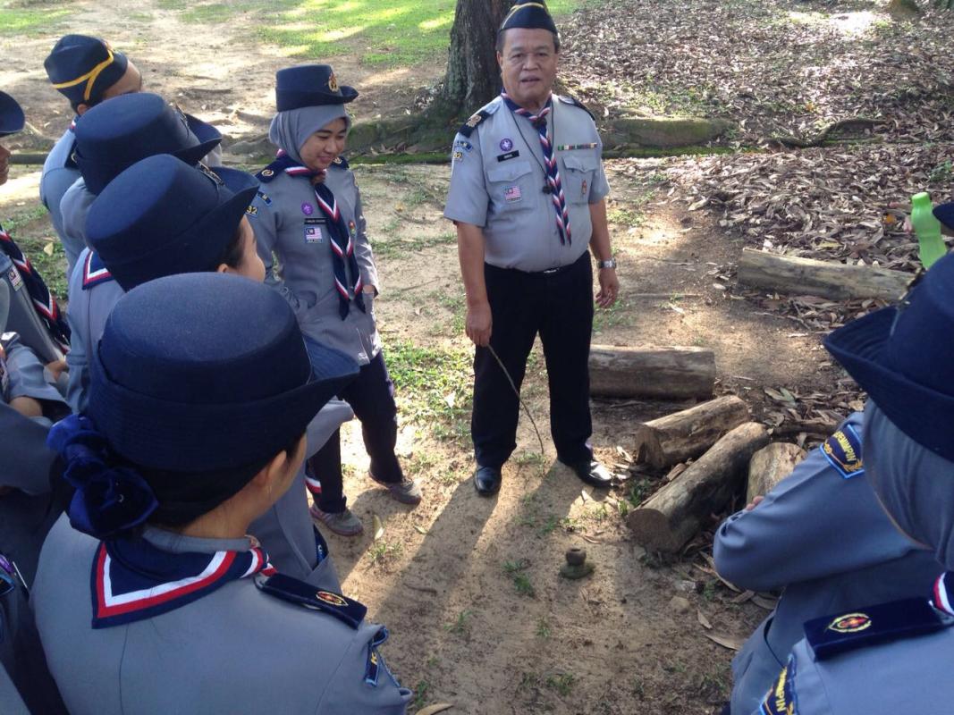PERJUMPAAN MINGGUAN UB (PENGEMBARAAN)