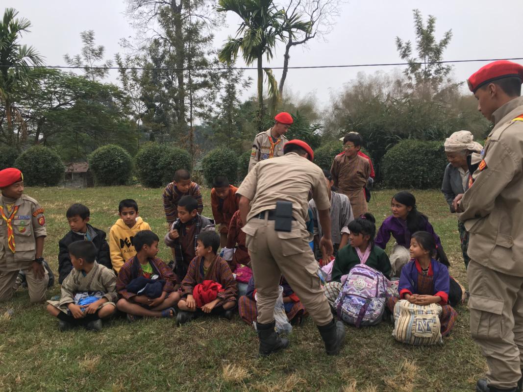 Wear and walk the world 