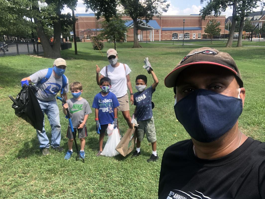 National Capital Area Council, Colonial District, Pack 614, Den 5 (Wolf): Trash Clean-up in Alexandria, VA, USA