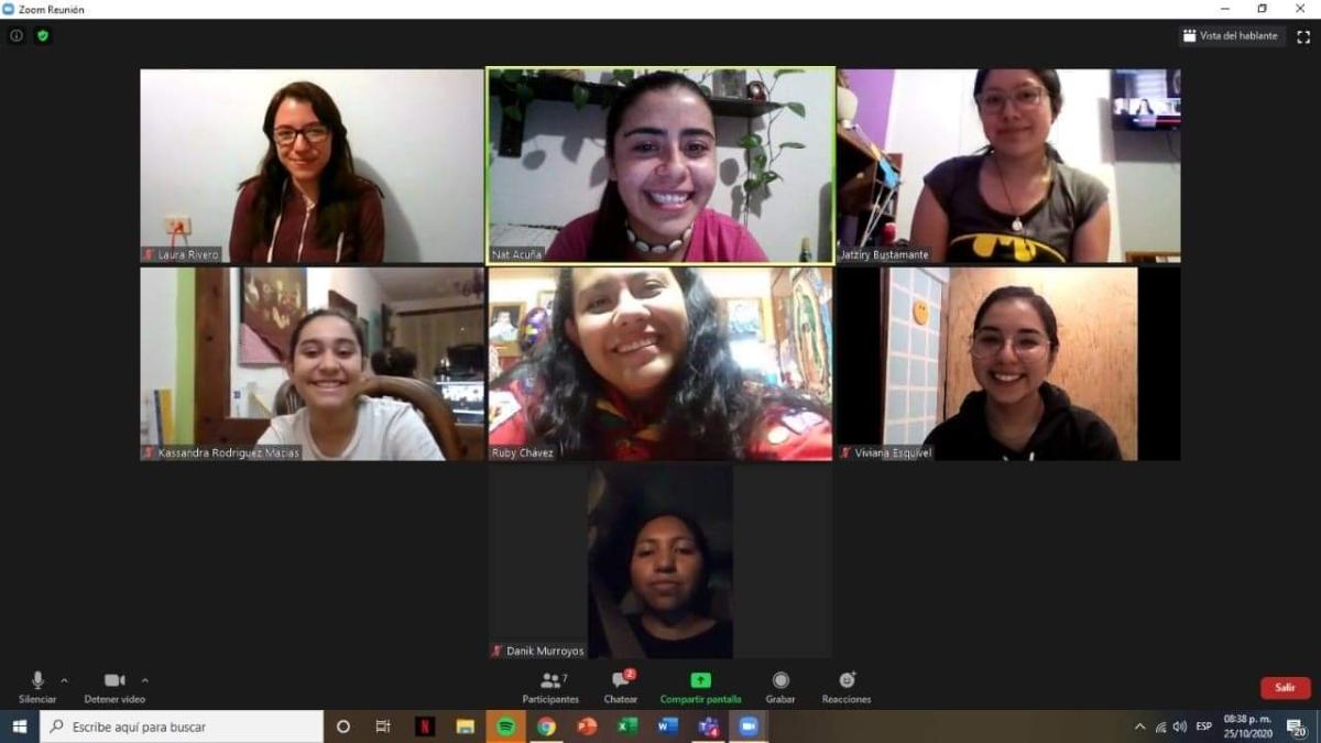 MIS MANOS QUE HABLAN, MIS MANOS QUE SIENTEN