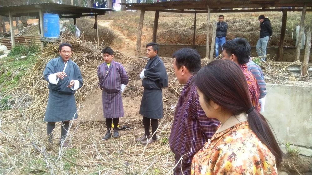 Installed organic farming in community school