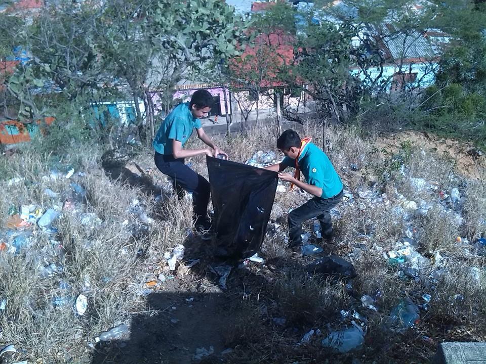 SERVICIO AL MIRADOR DE CRISTO REY. 