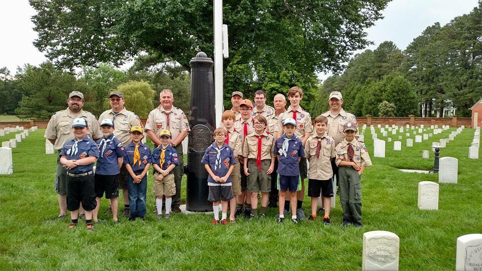 Cold Harbor Veterans Cemetery - Memorial Day Flag Placement