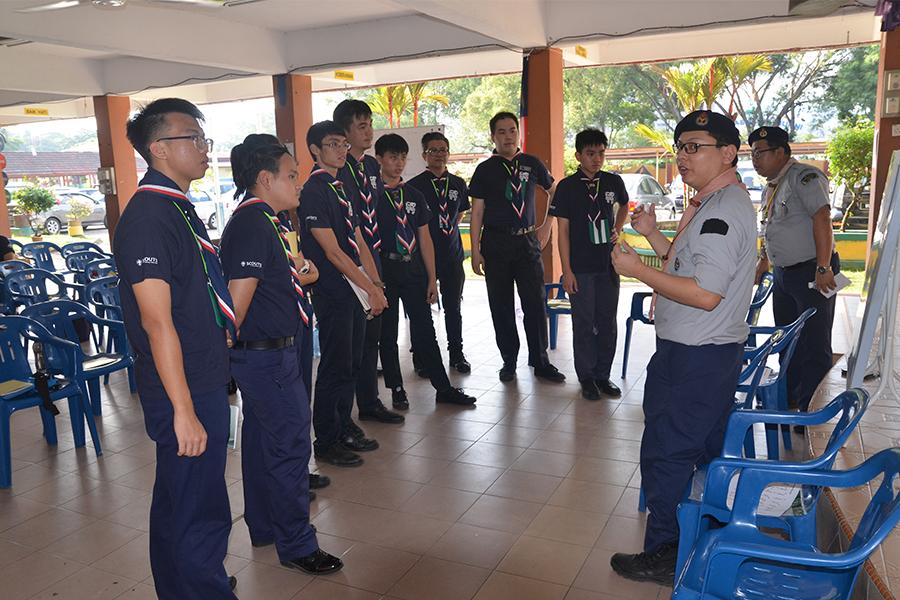 Semaphore Flag Signals Teaching in Woodbadge Training Course Part 1 at SK Seri Murni