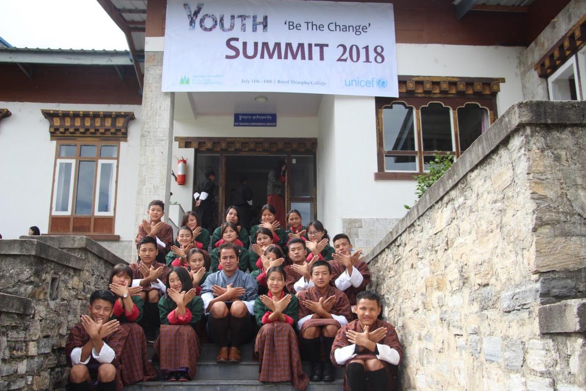A group of Yebilaptsa Central School participates in Youth Summit