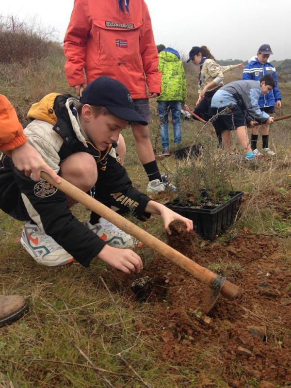 Scouts of Greece join the “Let’s do it Greece” campaign