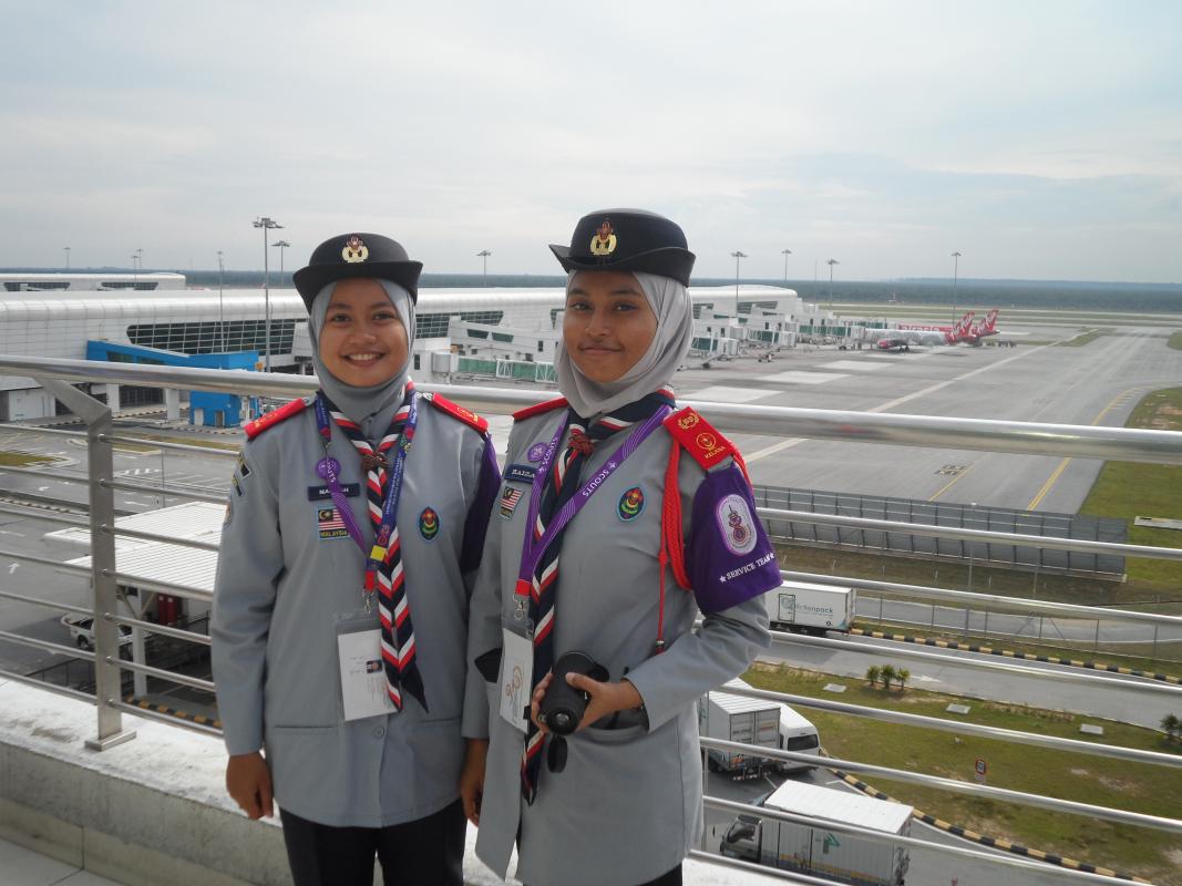 INTERNATIONAL SERVICE TEAM Petugas Jambori Kebangsaan Ke-13 dan Jambori Antrabangsa KL 2016