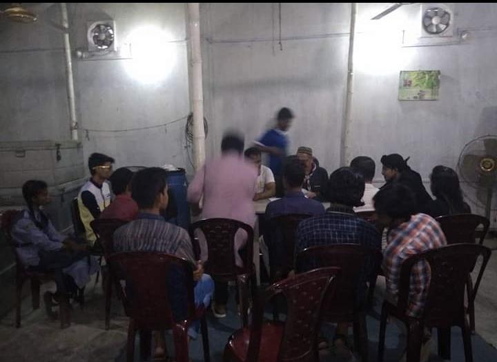 মাসিক দলীয় মিটিং