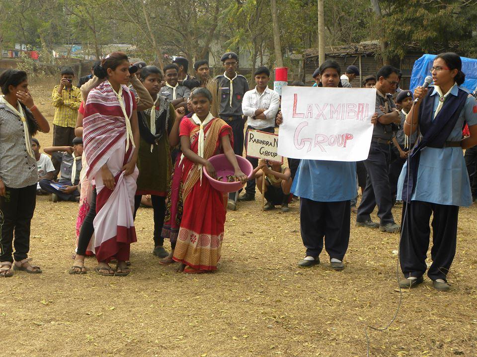DISPLAYED STREET PLAY UPON THE SUBJECT "STOP VIOLENCE AGAINST WOMEN"