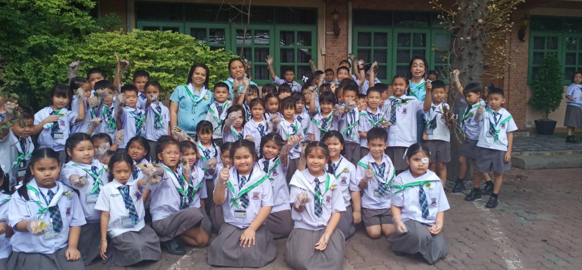 เก็บขยะเทิดพระเกียรติ