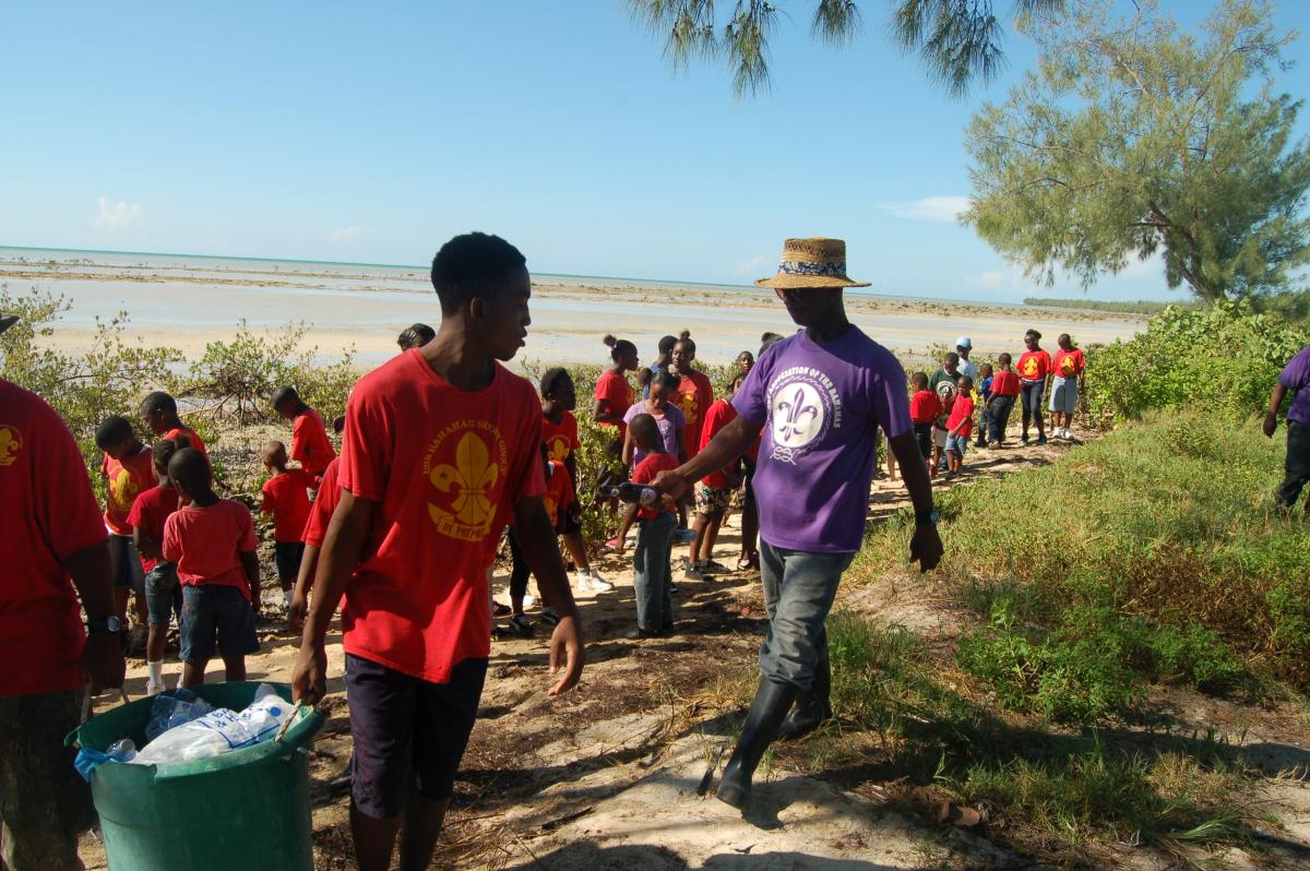 SOUTH BEACH POOL & COMMUNITY CLEANUP