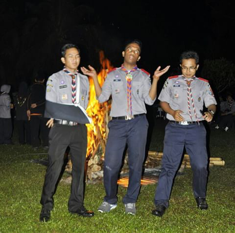 PERKHEMAHAN ASAS DAN UJIAN LENCANA UNIT PENGAKAP MUDA