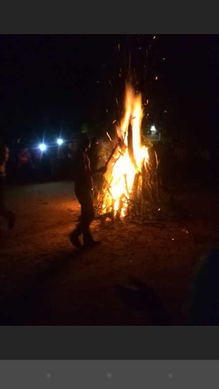 LA FLAMME DU SCOUTISME A L'UNIVERSITE DE LOME