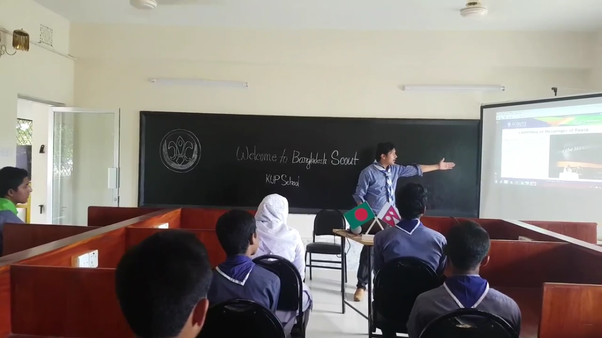 Arun Kumar Sharma From Nepel Introduced Messenger of Peace the Bangladeshi Scouts in KUP School